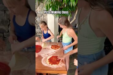 They Made Their Own Pizzas 🍕😛 #lifeaswegomez #familyfun #vacayvibes