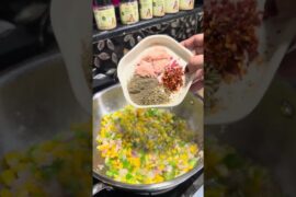 Butter garlic pasta #ytshorts #food #recipe #foodie #youtubeshorts #cooking #pasta #buttergarlic