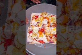 Try this easy bread pizza 🍕 | #littlerecipejar #trending #ytshorts