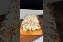 Cheesy garlic bread 🥖 #shorts #asmr #cooking