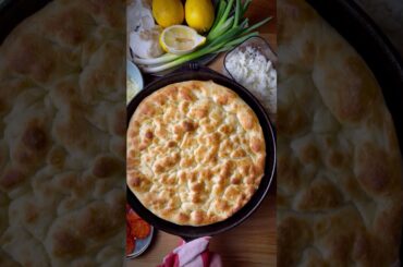 Focaccia cast iron pizza, basil pesto #cooking