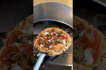 Pizza Napoletana Gourmet in 90s 🔥 Made in Italy Gas Oven Pizza Party 🇮🇹