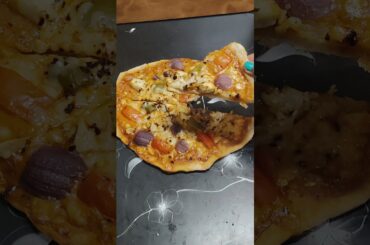 Pizza 🍕#shortsfeed #food #ricerecipe #cooking #trending #viral #pizza