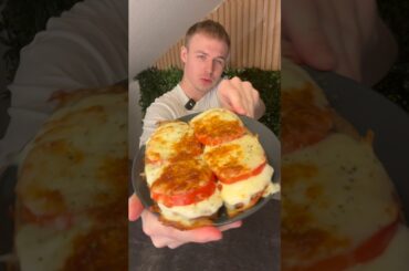 Schnelles Überbackenes Tomate-Mozzarella Brot Rezept aus dem Airfryer!😍 #airfryer #rezept