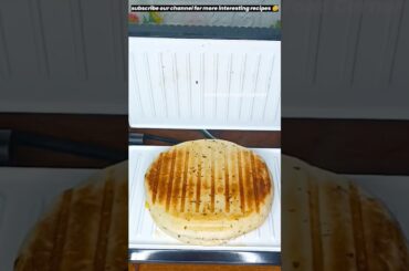 Yummy Pizza Kulcha 🤤 #recipe #kulcha #pizza #snacks #easyrecipe #viral #shorts #monikafoodcorner