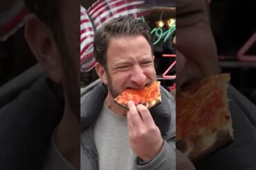 You Can Hear The Crunch From This Pizza All The Way In Iowa