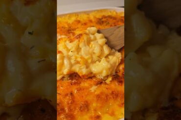creamy cheesy mac and cheese 🧀 #blowup #cooking #food #macandcheese