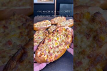 Laugenstangen Pizza 🍕 #pizza #laugenstangen #shorts #shortvideo #fürdich #viral #rezept #rezepte
