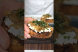 You NEED to try my Ricotta & Onion Sourdough! #shorts