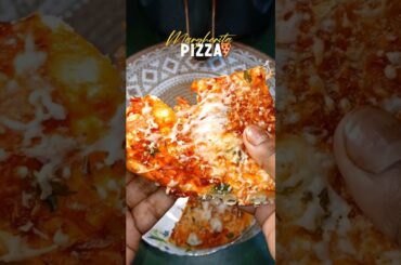 𝗧𝗿𝘆 𝘁𝗵𝗶𝘀 '𝗠𝗮𝗿𝗴𝗵𝗲𝗿𝗶𝘁𝗮 𝗣𝗶𝘇𝘇𝗮' 𝗜𝗻 𝗔𝗶𝗿𝗳𝗿𝘆𝗲𝗿🍕#ytshorts #margheritapizza #pizzalover #airfryerrecipes