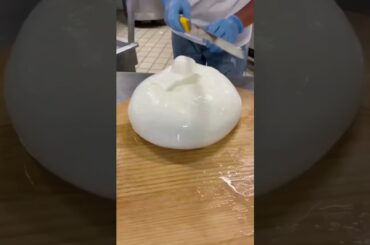 Why Mozzarella in Italy Tastes So Different ?🧀🇮🇹