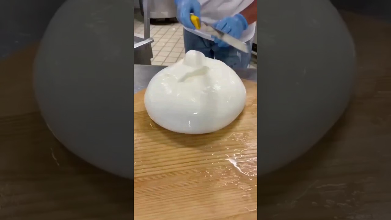 Why Mozzarella in Italy Tastes So Different ?🧀🇮🇹 Why Mozzarella in Italy Tastes So Different ?🧀🇮🇹