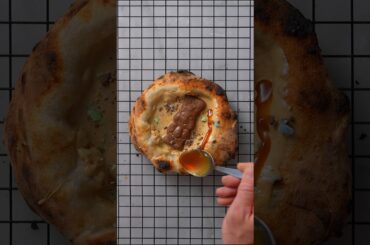 MINI EASTER PIZZA. Happy Easter everyone!! Dessert pizza #pizza #easter #food #pizzapie #dessert