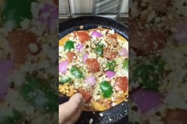Tawa Pizza 🍕 Recipe #shorts #foodie #easyrecipe #cooking #trending #funny