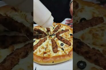 #pizza #pizzalover #food #foodie #streetfood #minivlog #cloudkitchenjourney