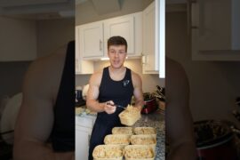 Spicy Peanut Butter Chicken Pasta High Protein Meal Prep Recipe #shorts