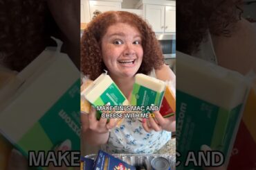 making Tini’s mac and cheese and cant believe i forgot this😭..