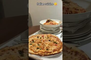 Italian cuisine at 5✨ #food #foodie #youtubeshorts #ytshorts #pizza #pasta
