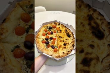 #pizza #pizzas #italiano #restauranteitaliano #comidaitaliana #calzone #panini #delivery #saopaulo