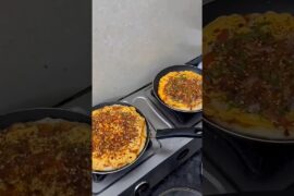 Two veg pizza recipe 😋 #cooking #food #recipe #homemade #trending#pizzarecipe #viral #explore #food