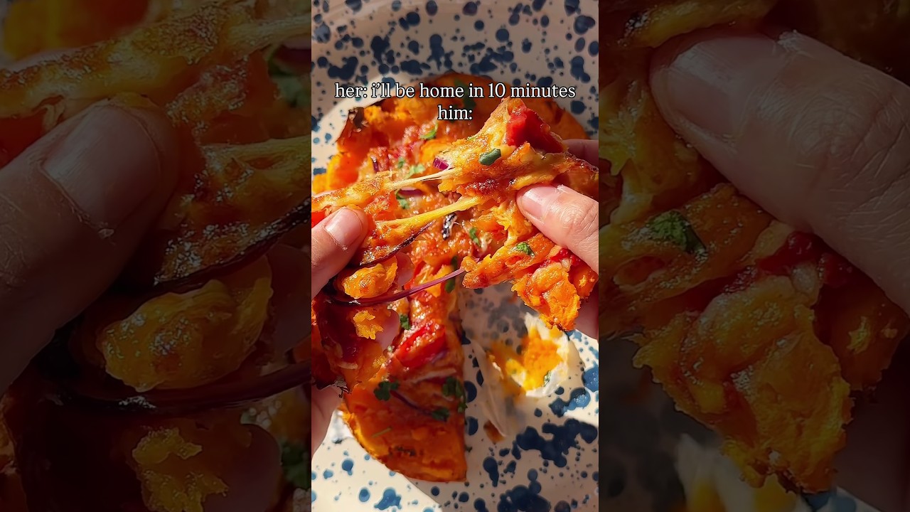 SWEET POTATO PIZZA🤤 🍕 Recipe on description! #recipe SWEET POTATO PIZZA🤤 🍕 Recipe on description! #recipe