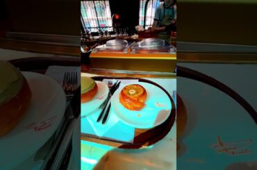 How Starbucks looks when it's actually fancy #starbucks #italy #travel