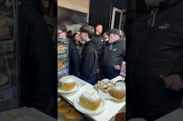 It's Very Delicious 🤤 #trending #trendingshorts #shortsfeed #food #india #italy #youtubeshorts #cake