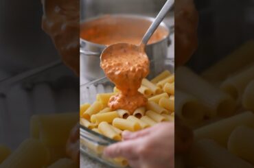 Creamy Tomato Pasta Bake 🍝🧀