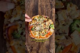 🍕Quick pizza using Leftover roti 🍕✨ #rotipizza #healthy #weightlossrecipes