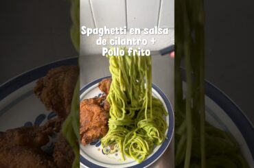 Spaghetti en salsa de cilantro + pollo frío #receta #canaldecocina #recetas #cocinaconsabor #recetas
