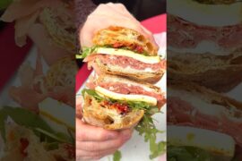 A NYC Sandwich That Tastes Like Italy 📍 Regina's Grocery #shorts