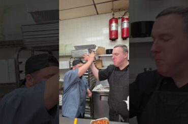 Easy Ricotta & Spinach Stuffed Shells Recipe 🩵