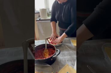 Lasagna, partea 3 #sofiabrindas #demibrindas #lasagna #food #italy