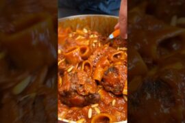 Pasta al Sugo di Coda alla Vaccinara!!🤤questa è una BOMBAAA Sfondatela di like e salvate la ricetta