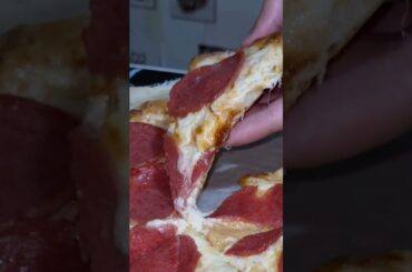 Uy sharoitida pitsa, пицца на 100% #пиццадомашняя