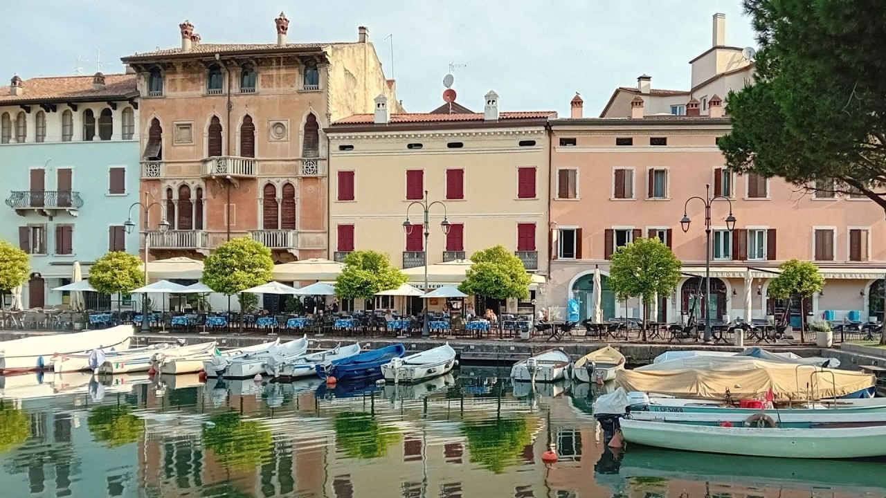 Lake Garda | Part 1 Northern Italy ๐ฎ๐น Relaxing Travel Video with Music โ Italy in Photos Lake Garda | Part 1 Northern Italy ๐ฎ๐น Relaxing Travel Video with Music โ Italy in Photos