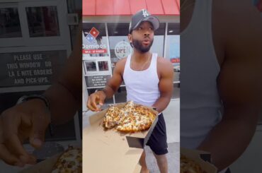 Viral dominos pizza review @dominos #pizza #food #fyp