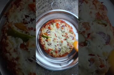 Ghar par banaye | Healthy & Testy Paneer Cheese Pizza 😋 #recipe #shorts