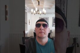 pandering Italiano #ytshorts #fit #skyfit #italy #airport #art #shopping #food #parati #fypシ #001