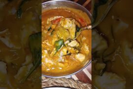 Fancy restaurant Thai chicken curry fine dining #food #shorts #viral #italy #thailand #chicken