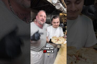 Italian cheeseburger with Tommy 🇮🇹 #nj #viral #fyp #pizzería #foodvideos