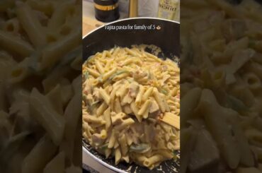 Quick easy creamy Fajita Pasta Recipe #homemade #cooking #fajitapasta #pasta
