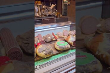 Pattaya soi6-1 beach road에 있는 Toscana restaurant. #pattaya # restaurant #italy #beachroad