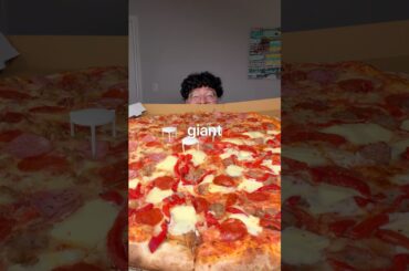 Tiny vs Giant Pizza