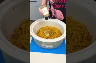 Easy Crockpot Meal!  #easyrecipe #recipe #pastatime