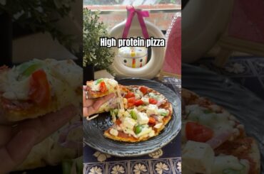 High protein pizza🍕 #youtubeshorts #recipe #viralvideo #pizza #highprotein #protein #viral #shorts