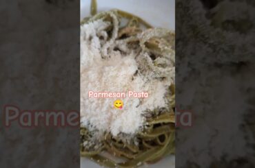 Parmesan-Butter-Pasta! 🍝Nur 5 Zutaten 🧀#cooking #parmesanpasta #lecker  #schnelleküche #fyp #shorts