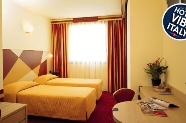 Art & Hotel Aeroporto | Bergamo, Italy | Hotel Review 🏩