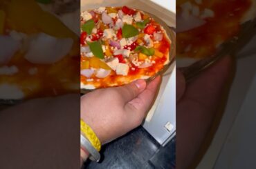 Home made pizza recipe #thincrustpizza #italianfood #italy #pizza #healthy #forkids #food #kangra