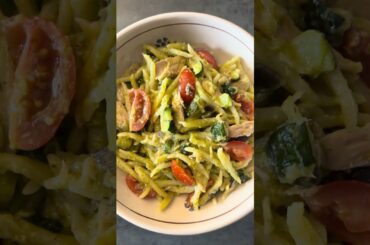 PASTA FREDDA #pesto #zucchini #recipe #cucinafacile #food #assaggiamo #ricette #foodie #chef #italia